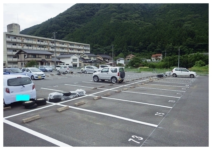 駐車枠・番号の塗り替え工事4